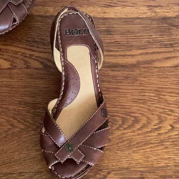 BORN LEATHER SLING BACK SANDALS - Picture 4 of 10